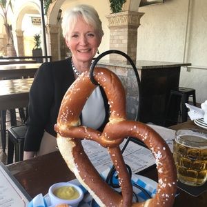 Meet your Posher, Lee